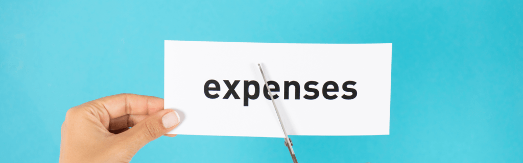 Cutting expenses is a great way for a single mom to thrive financially